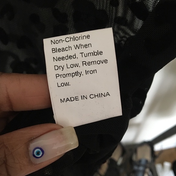 COPY - Mock Neck Leopard Print Bodysuit - Picture 6 of 9